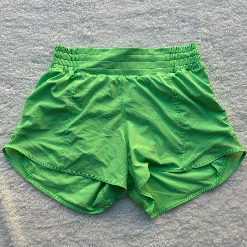 Lululemon Hotty hot short size 6